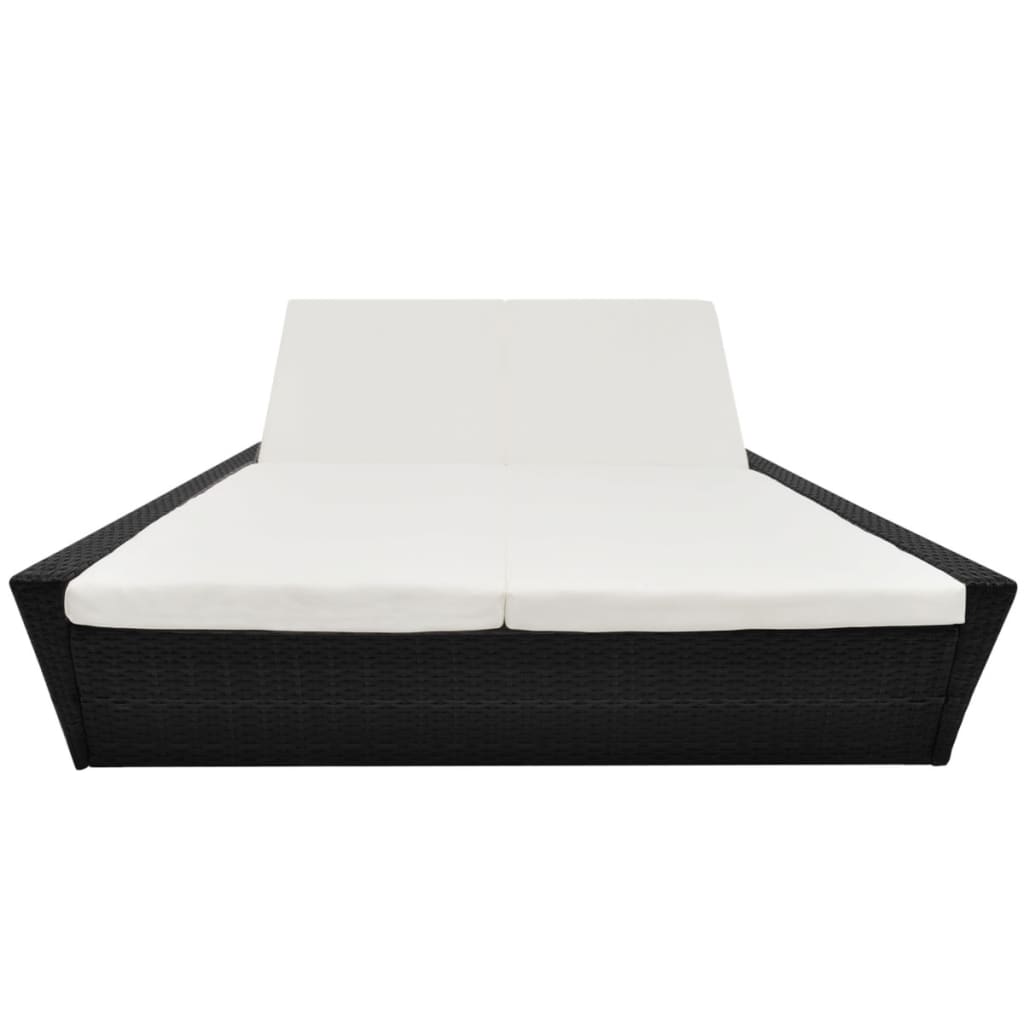 Outdoor rest bed with black braided resin cushion