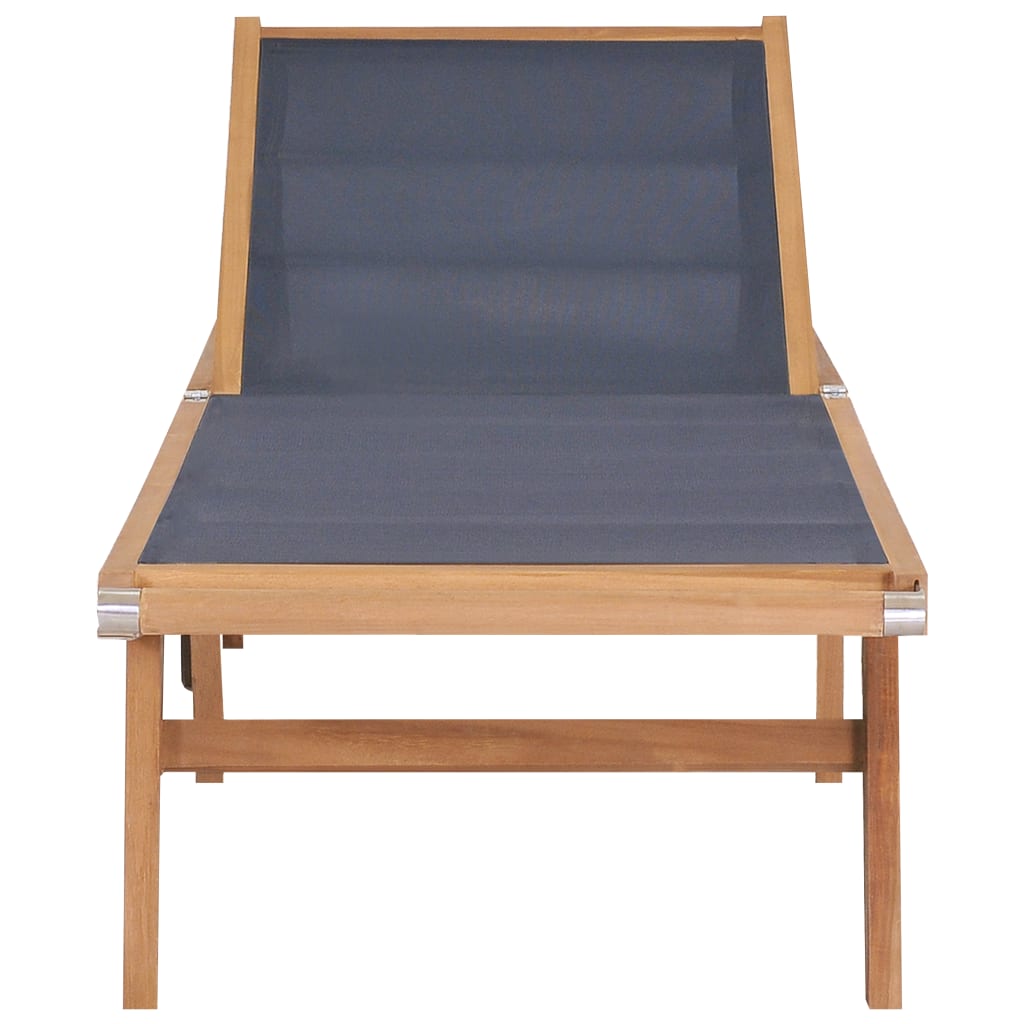 Foldable long chair with solid teak casters and textilene
